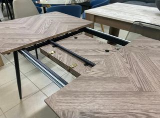 HERMOSA MESA EXTENSIBLE PARA COMEDOR