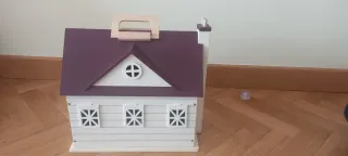 Casa de muñecas portátil