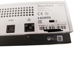 CONSOLA MICROSOFT XBOX ONE S 500 GB + CABLES + MANDO