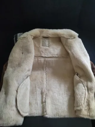 Chaqueta marrón con borreguito