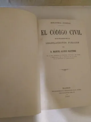 Lote 3 libros de derecho antiguos