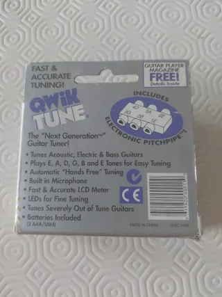 Accordatore Qwik Tune Automatico Chitarra/Basso