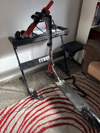 Patinete Xiaomi para reparar - Cauchos nuevos