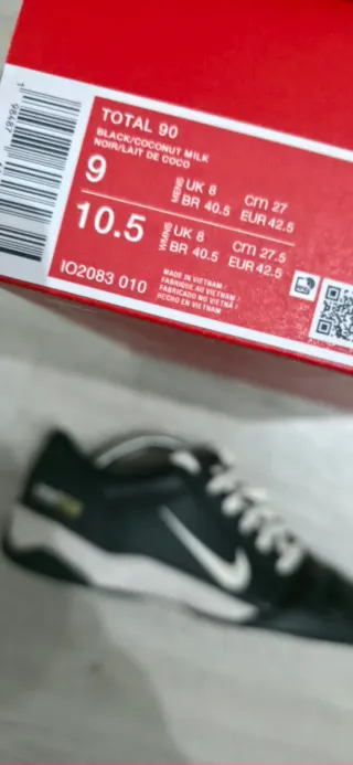Nike Total 90 III Black Coconut Milk
