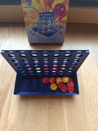 Juego 4 en Raya Espumola