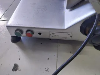 Cortadora de fiambre profesional