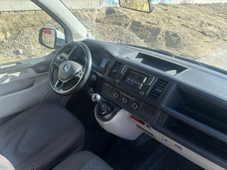 Volkswagen Caravelle 2016
