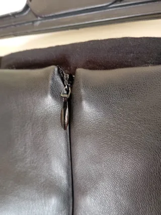 Falda polipiel Stradivarius negra