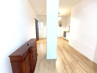 Local comercial en venta en La Prosperitat en Barcelona