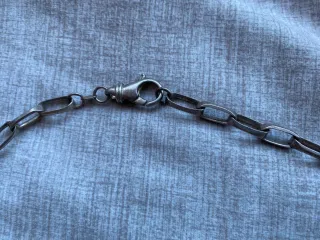 Collar Corazón Plata y Piedras Grises