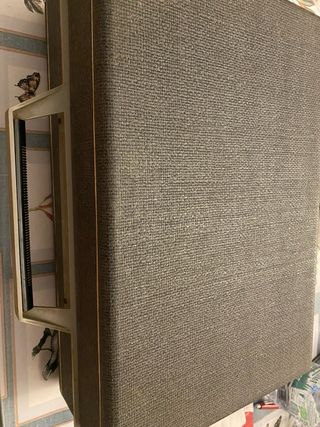 Giradischi anni '60 con custodia funzionante