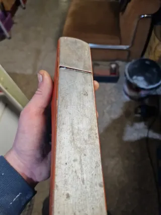 Cepillos de carpintero rojos