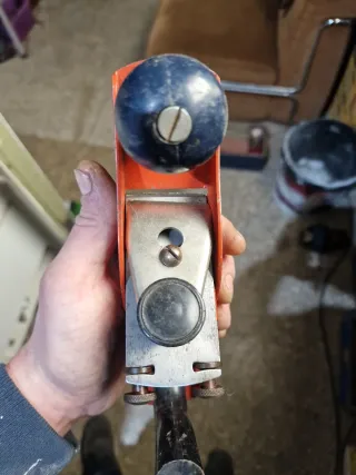 Cepillos de carpintero rojos