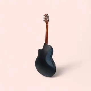 Guitarra acústica con corte asia