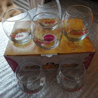 Caja 6 Vasos Empire Ponche Caballero