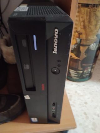 Ordenador pantalla LG y torre Lenovo para arreglar