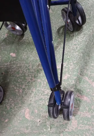 Andador Rock Celeris Forta plegable sin usar