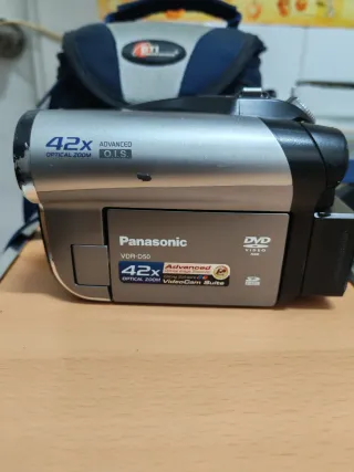 Videocámara Panasonic VDR-D50 42x Zoom