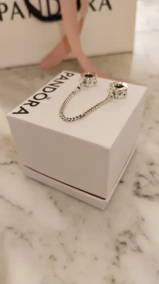 Cadena de seguridad Pandora estrellas.