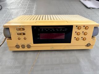 Radio Despertador Eudotec Vintage Beige