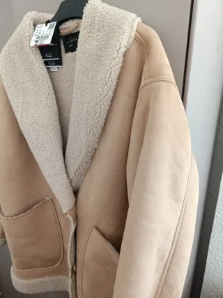Chaquetón beige forrado nuevo