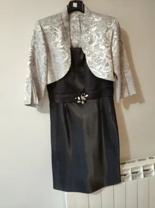 Vestido fiesta corto negro raso