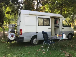 AUTO CARAVANA VOLKSWAGEN INDIVIDUAL.
