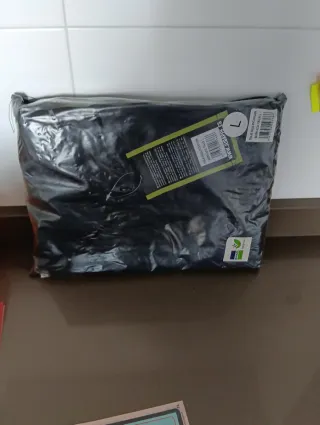 Chubasquero Jubappe Talla L Azul material PVC/NYLO