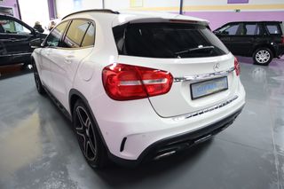 Mercedes-Benz GLA 220d AMG 4MATIC 170cv Aut.