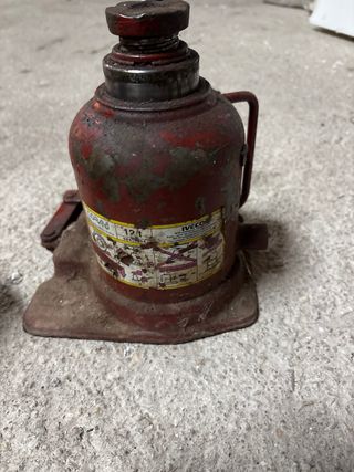 Lote Herramientas: Radial, Gatos y Mazo