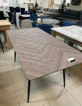 BELLISSIMA MESA ESTENSIBILE PER SALA DA PRANZO