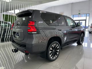 TOYOTA LAND CRUISER 2.8 D-4D VX 204CV AUTO. 7 PLAZ