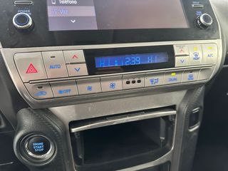 TOYOTA LAND CRUISER 2.8 D-4D VX 204CV AUTO. 7 PLAZ