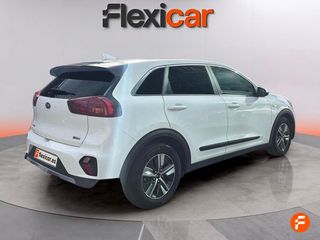 Kia Niro 1.6 GDi HEV 104kW (141CV) Concept