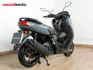 YAMAHA NMAX