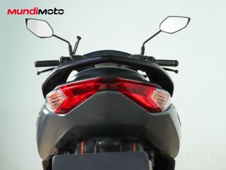 YAMAHA NMAX