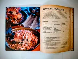 Star Wars: Galaxy's Edge The Official Black Spi...