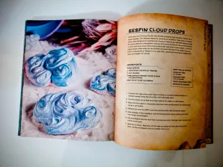 Star Wars: Galaxy's Edge The Official Black Spi...