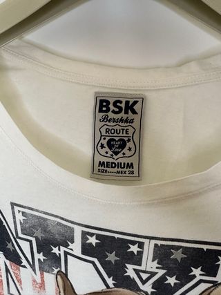 Camiseta Bershka NYC blanca