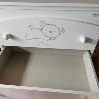 Cómoda Micuna con cambiador y bañera