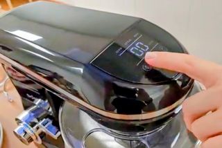 Amasadora Batidora BRIEBE KM1164 Exposición