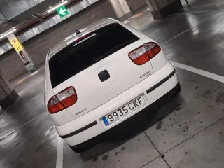 SEAT Leon 2004