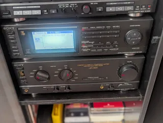 Equipo de música Vintage SONY Sólo venta en person