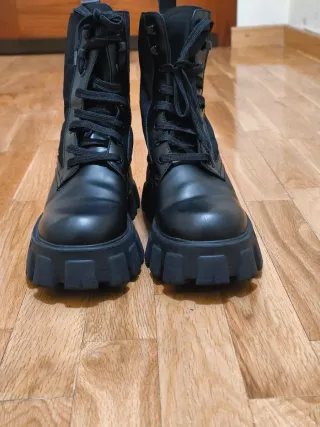 Stivali neri con piattaforma