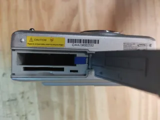 Cámara Digital Compacta NGS Zoom 12x