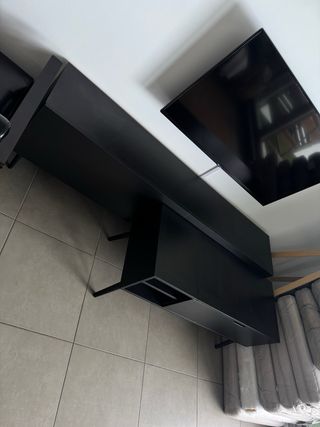 Mueble TV negro madera