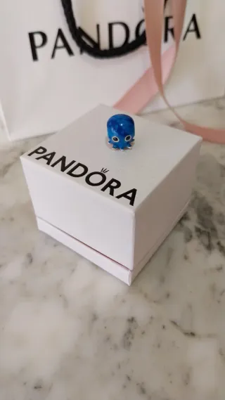 Charm Pandora Pulpo Azul y Plateado