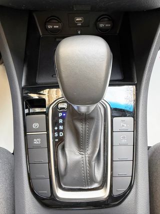 Hyundai IONIQ 1.6 GDI HEV Tecno DTC 141cv