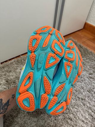 Zapatillas Hoka Talla 43