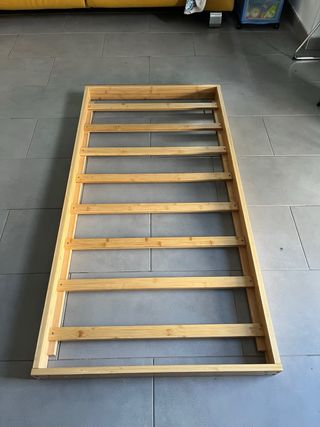 Cama tipi infantil 70x140 cm de madera con colchón